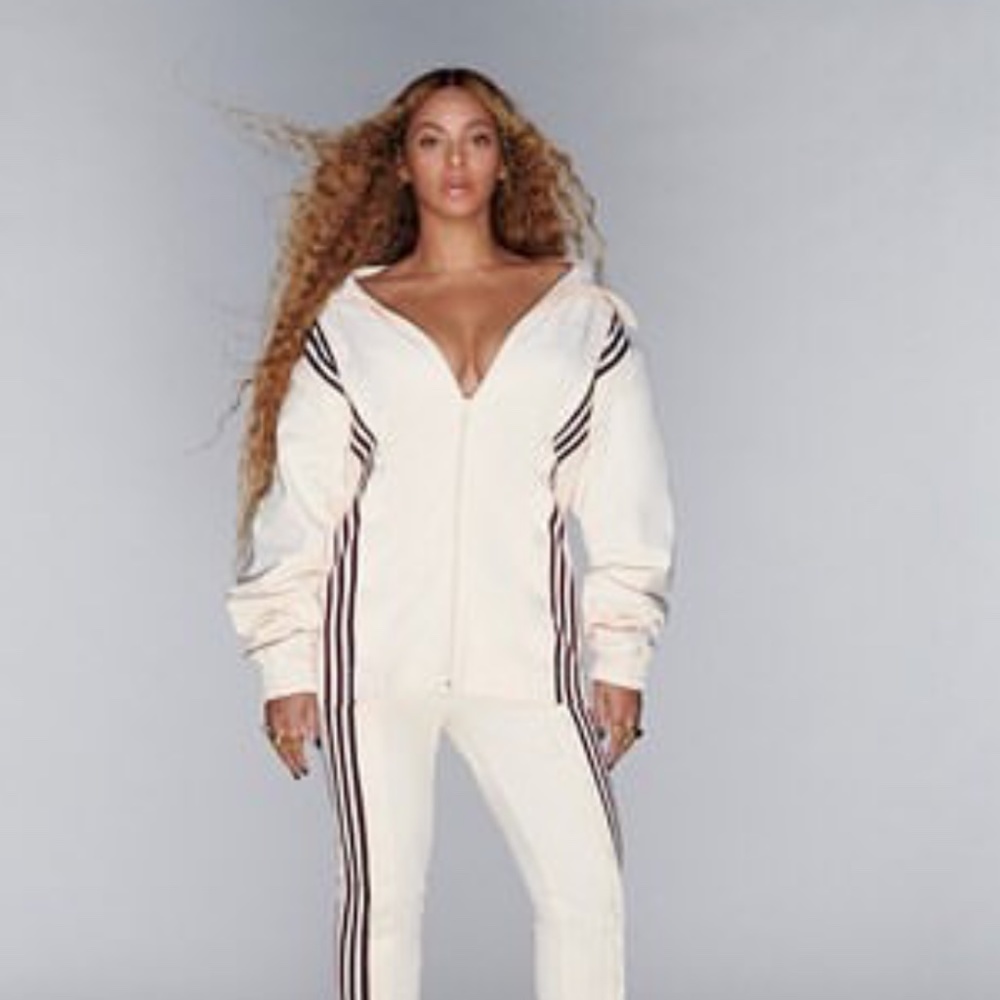 IVY PARK SNAP TRACK JACKET- BRAND NEW